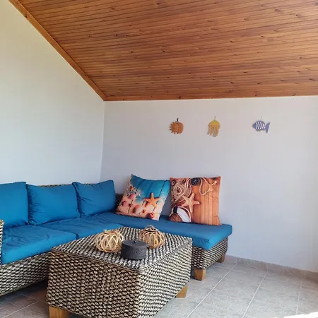Sandy Coast Apartment *