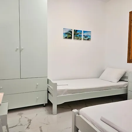 Sandy Coast Apartment *